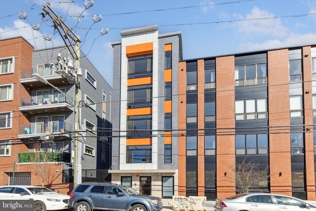 Building Photo - 1615 Poplar St