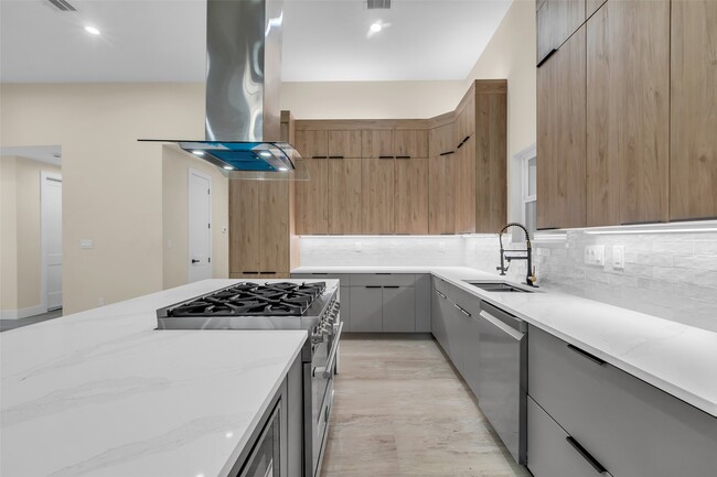 Building Photo - 9630 Vilven Ln