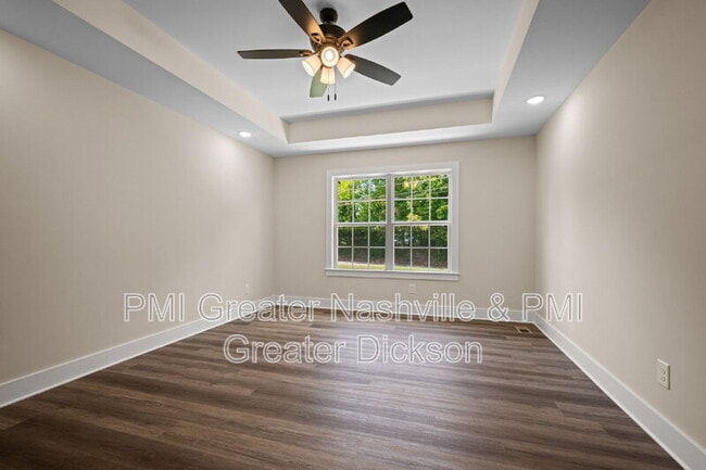 Building Photo - 3005 Longview Court