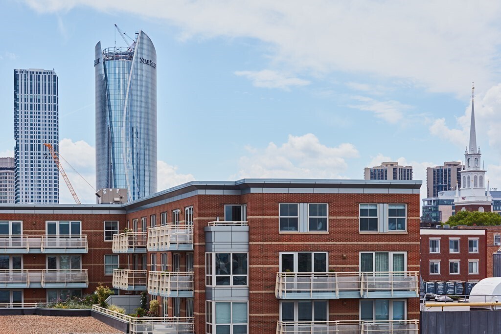 Building Photo - 3 Battery Wharf