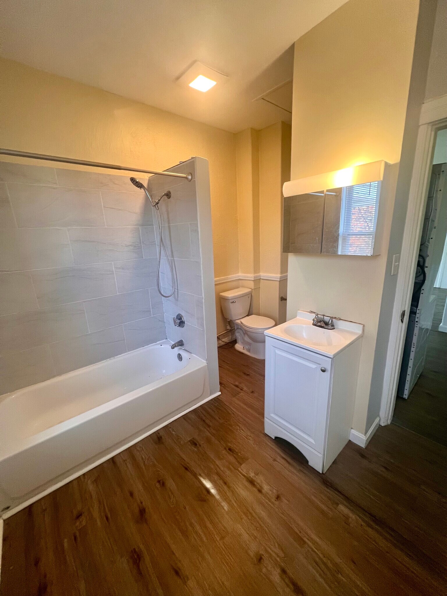 Building Photo - 6 Jefferson St