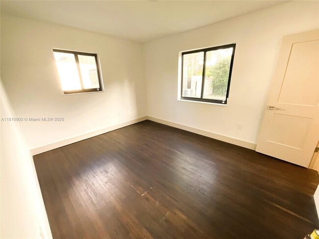 Building Photo - 6646 SW 60th St