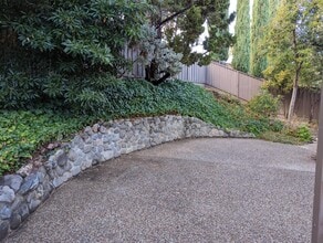 Building Photo - 6525 Idlewild Ct