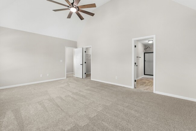 Building Photo - 240 E Quailwood Dr