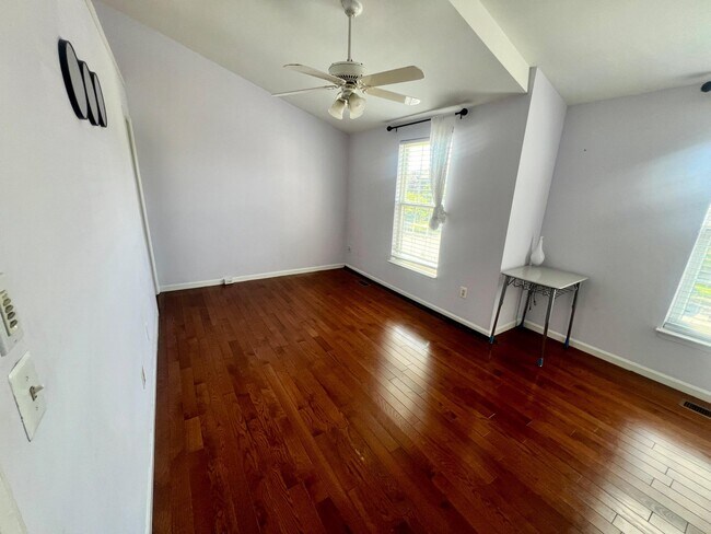 Building Photo - 16851 Toms River Loop
