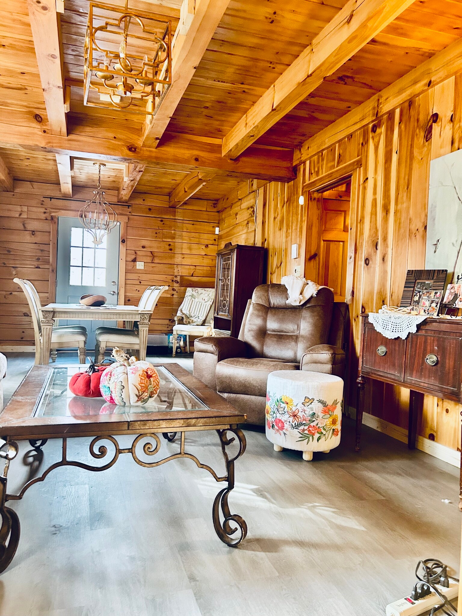 Building Photo - 93 Shepard Ave