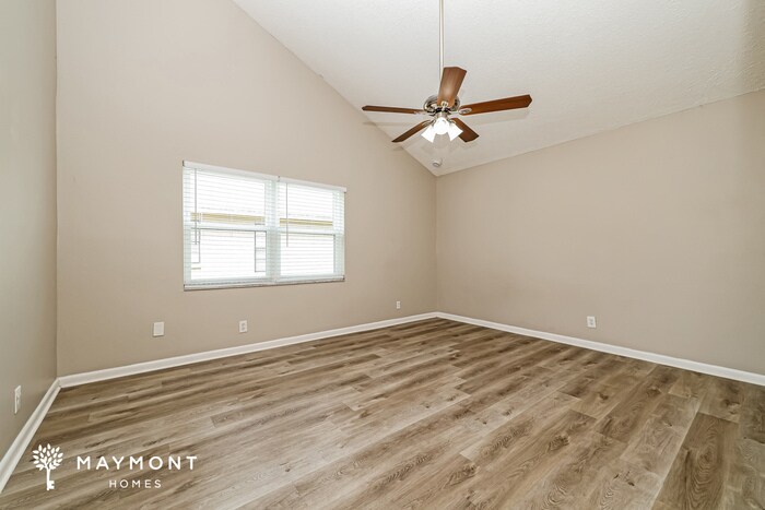 Building Photo - 4140 Spring Way Cir