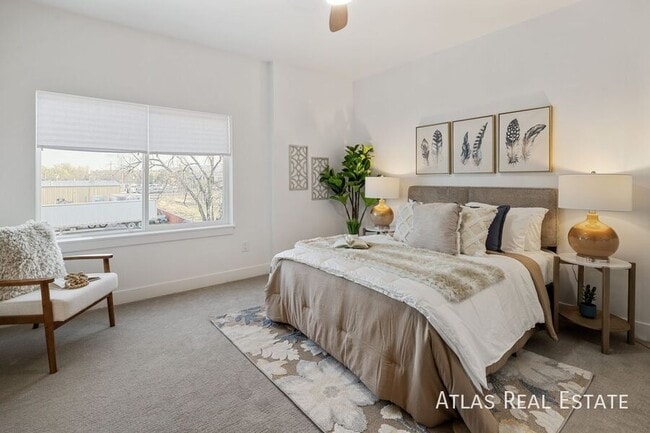 Building Photo - 4529 Tabor St