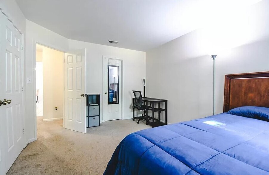 Building Photo - 4351 Beasley Ct