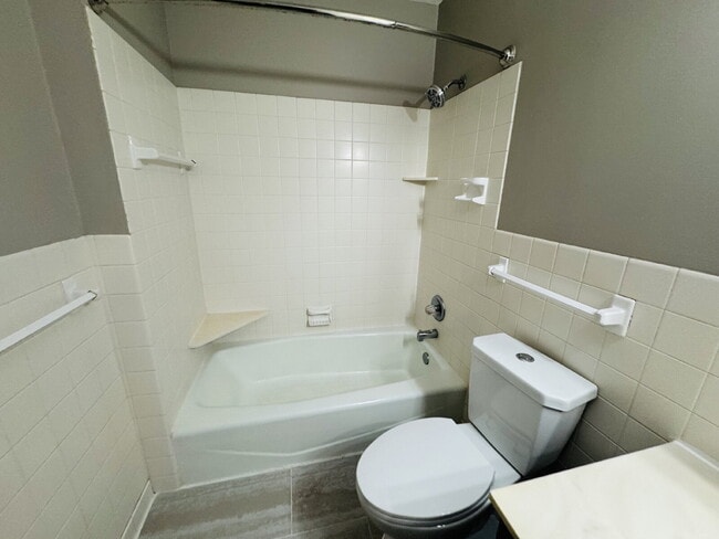 Building Photo - 7349 York Ave N