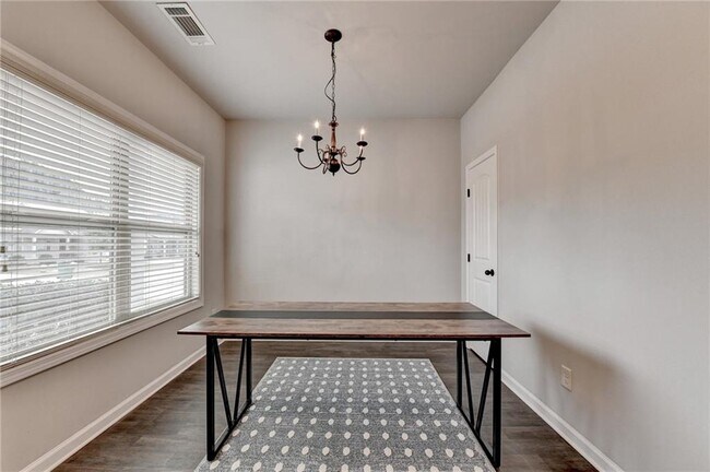 Building Photo - 1145 Glenwyck Dr