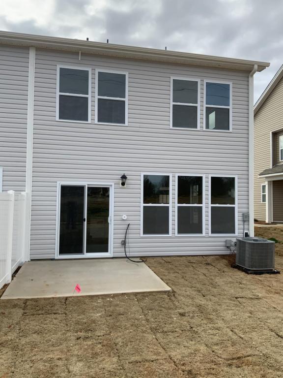 Building Photo - 431 Yellow Fox Rd