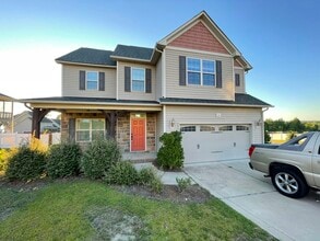 Building Photo - 14 Marquis Dr