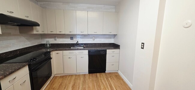 Building Photo - Adorable 1 bedroom, 1 bath Condo near UTEP!