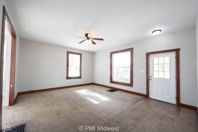 Building Photo - 411 S East St