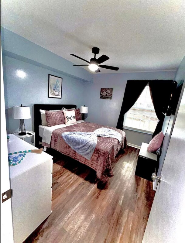 Building Photo - 2258 Huntingdon Dr