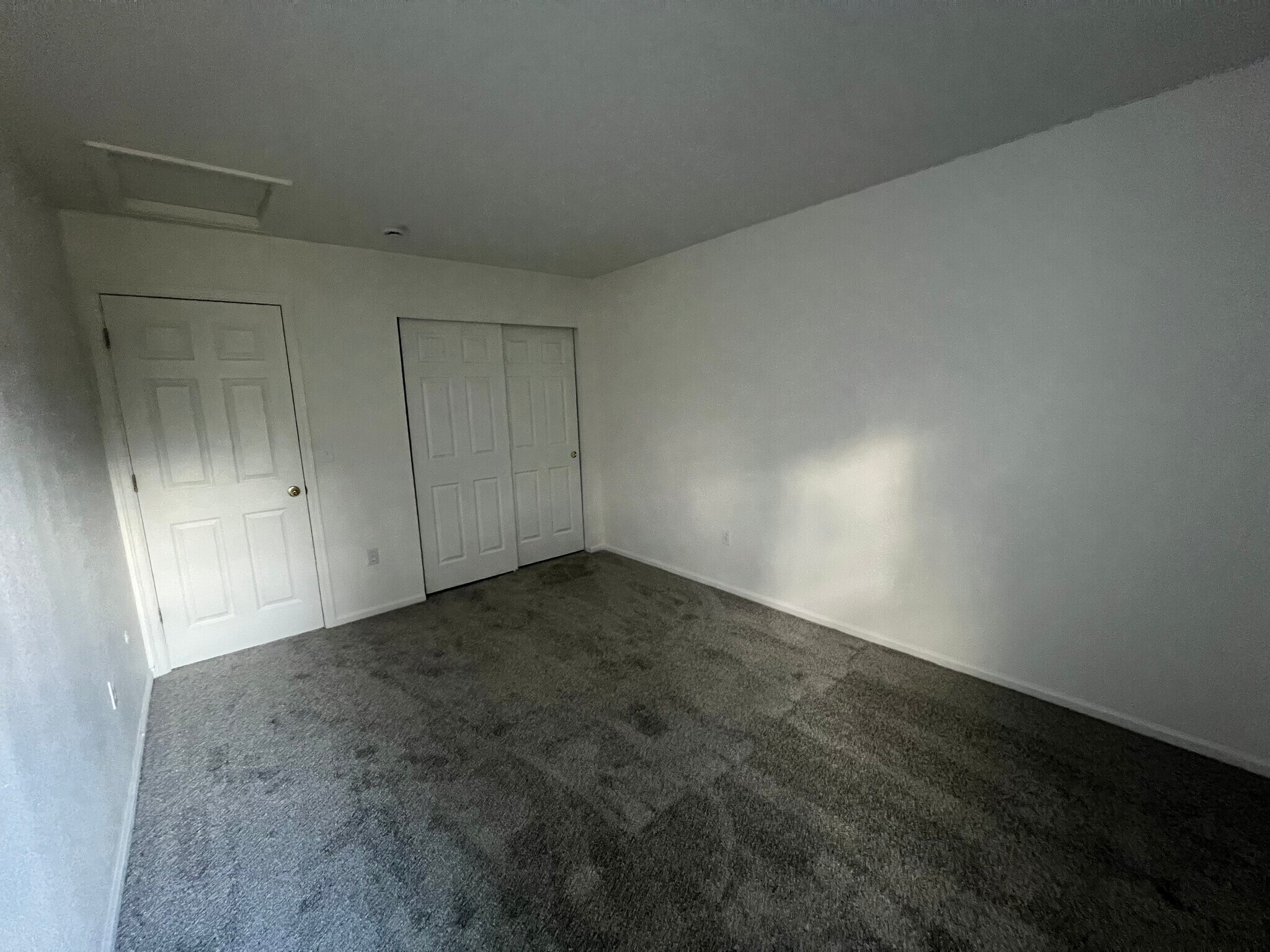Building Photo - 5747 W 81st Pl