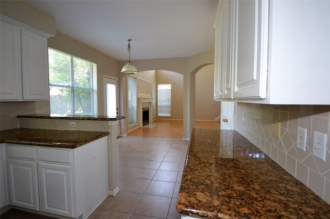 Building Photo - 15406 Amesbury Ln