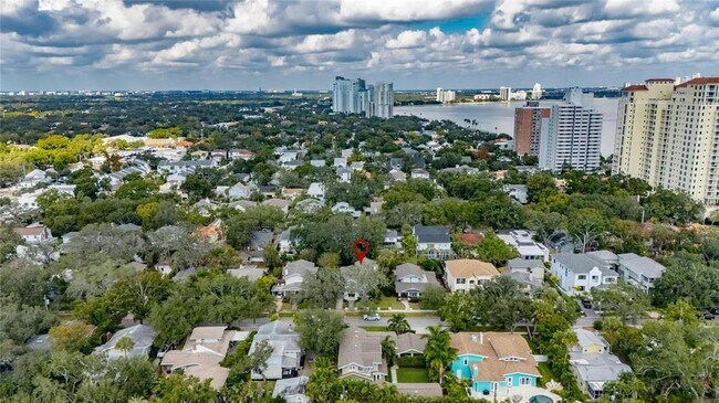 Building Photo - 3003 W Harbor View Ave