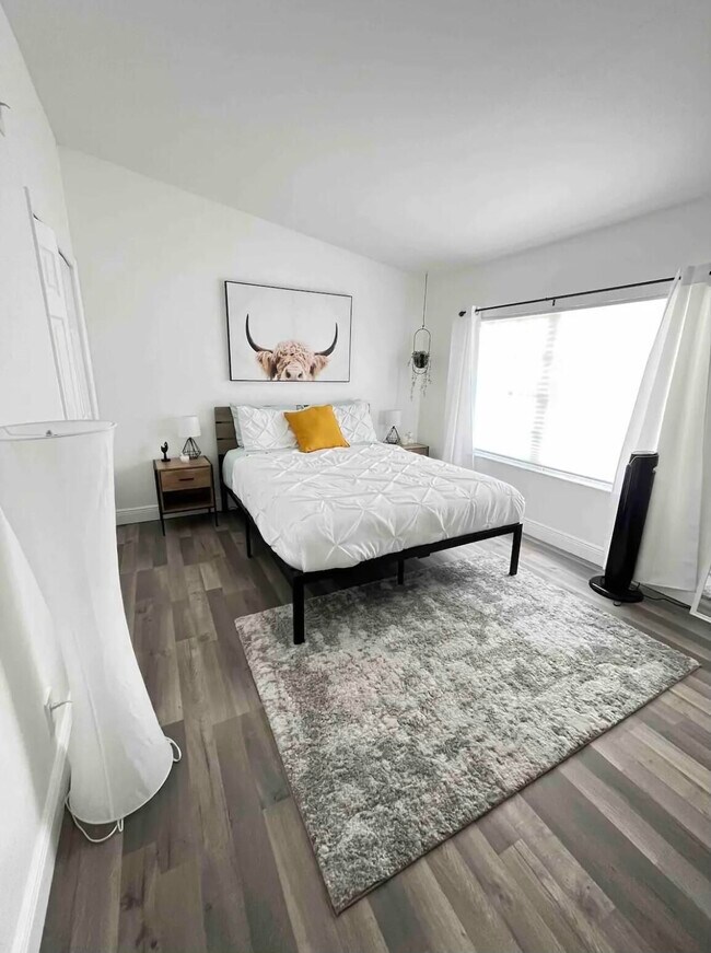 Building Photo - 3603 Townhouse Ct