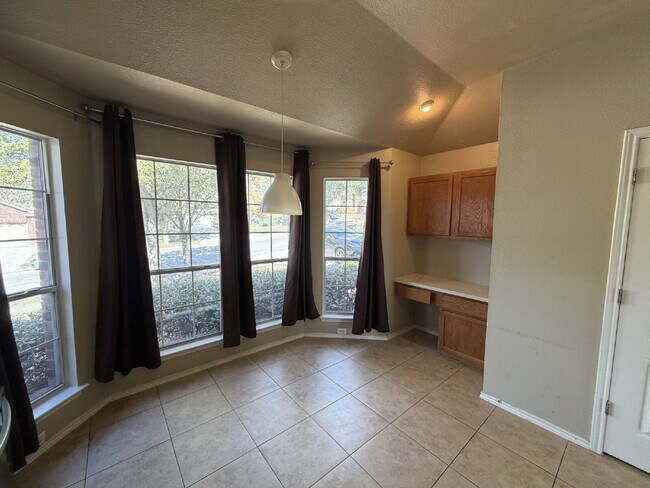 Building Photo - 9626 Anderson Way