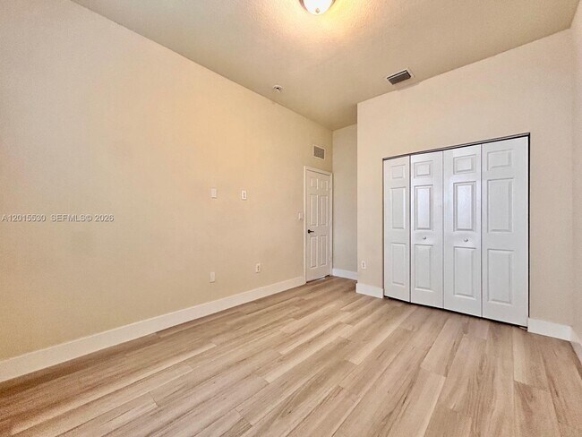 Building Photo - 17031 SW 92nd St