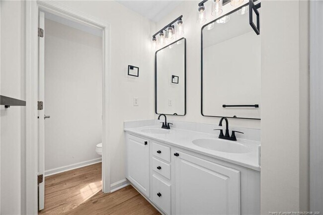 Building Photo - 38 Beadle Ct
