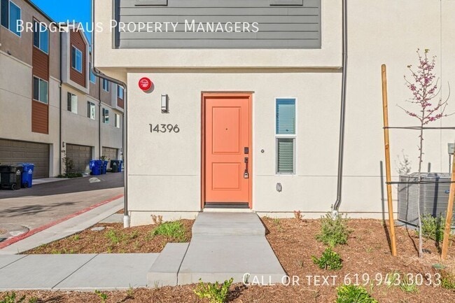 Building Photo - 14396 Savannah Ct