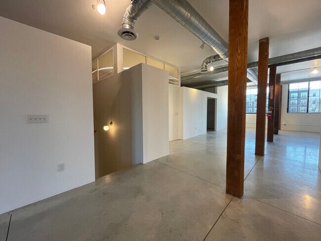 Building Photo - 54 Old Granite St