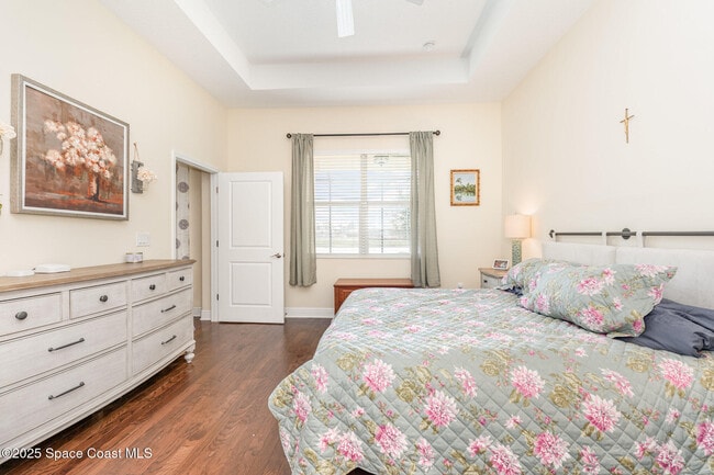 Building Photo - 2829 Avalonia Dr