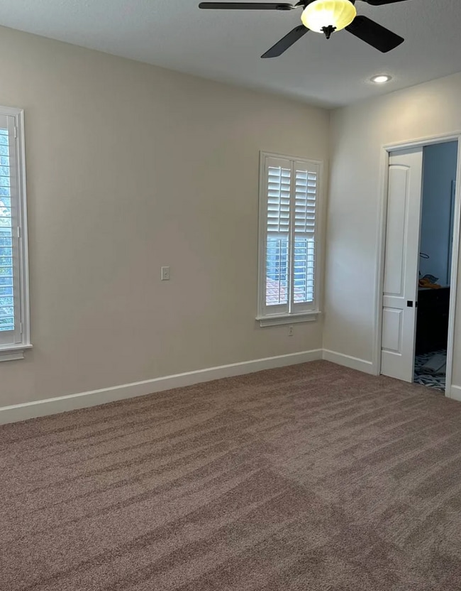 Building Photo - 3006 W Heiter St