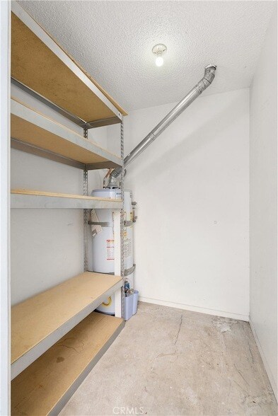 Building Photo - 18312 Parkview Ln