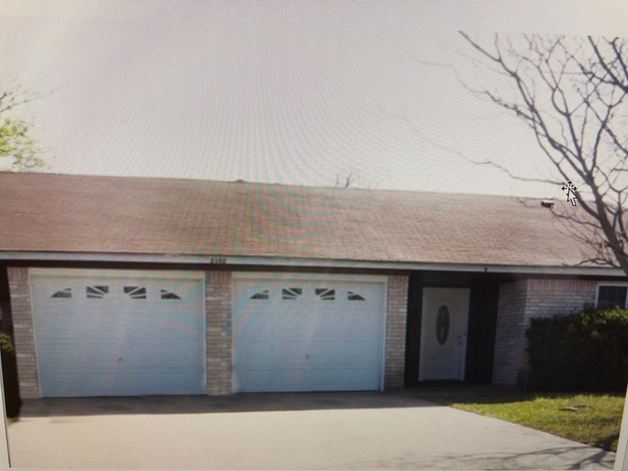 Building Photo - 2102 Hinkle Ave