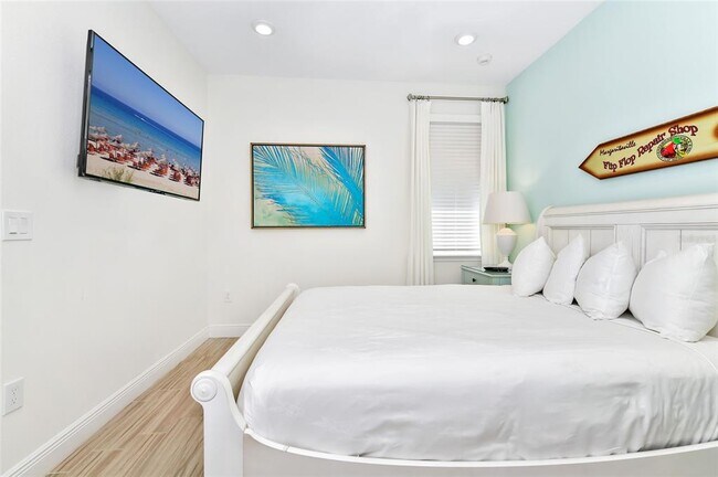 Building Photo - 8024 Flip Flop Way