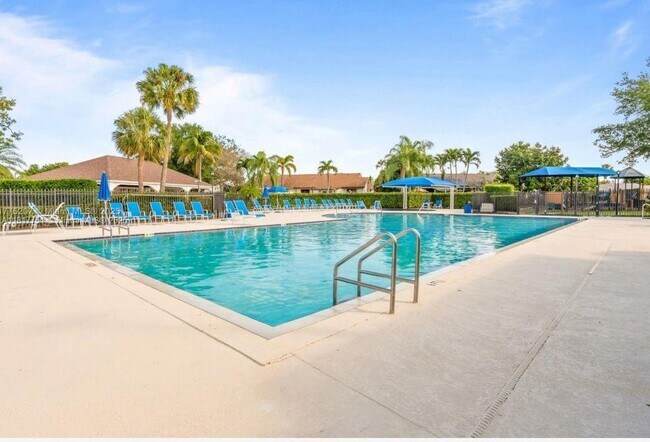 Building Photo - 9598 Stones River Park Way