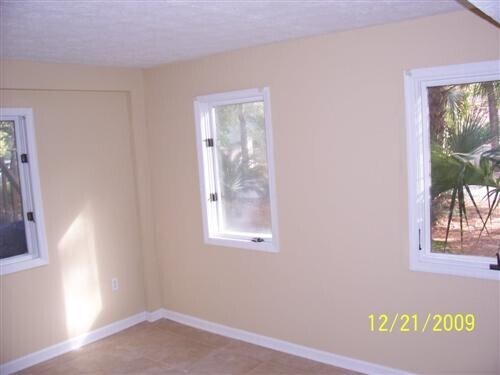 Building Photo - 21 Sea Oak Ln