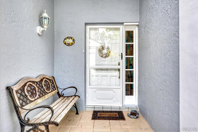 Building Photo - 24 Admirals Ct