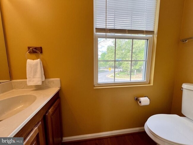 Building Photo - 5635 Gosling Dr