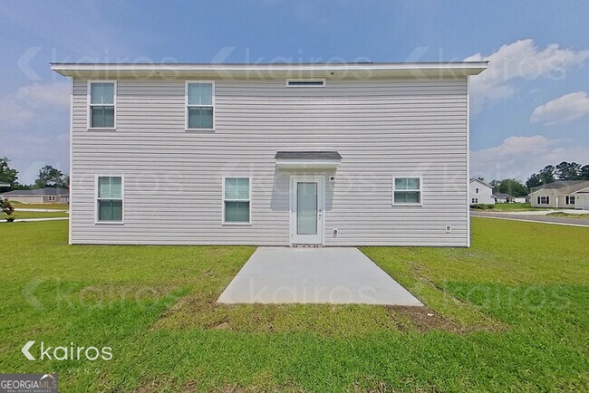 Building Photo - 201 Redwood Ct