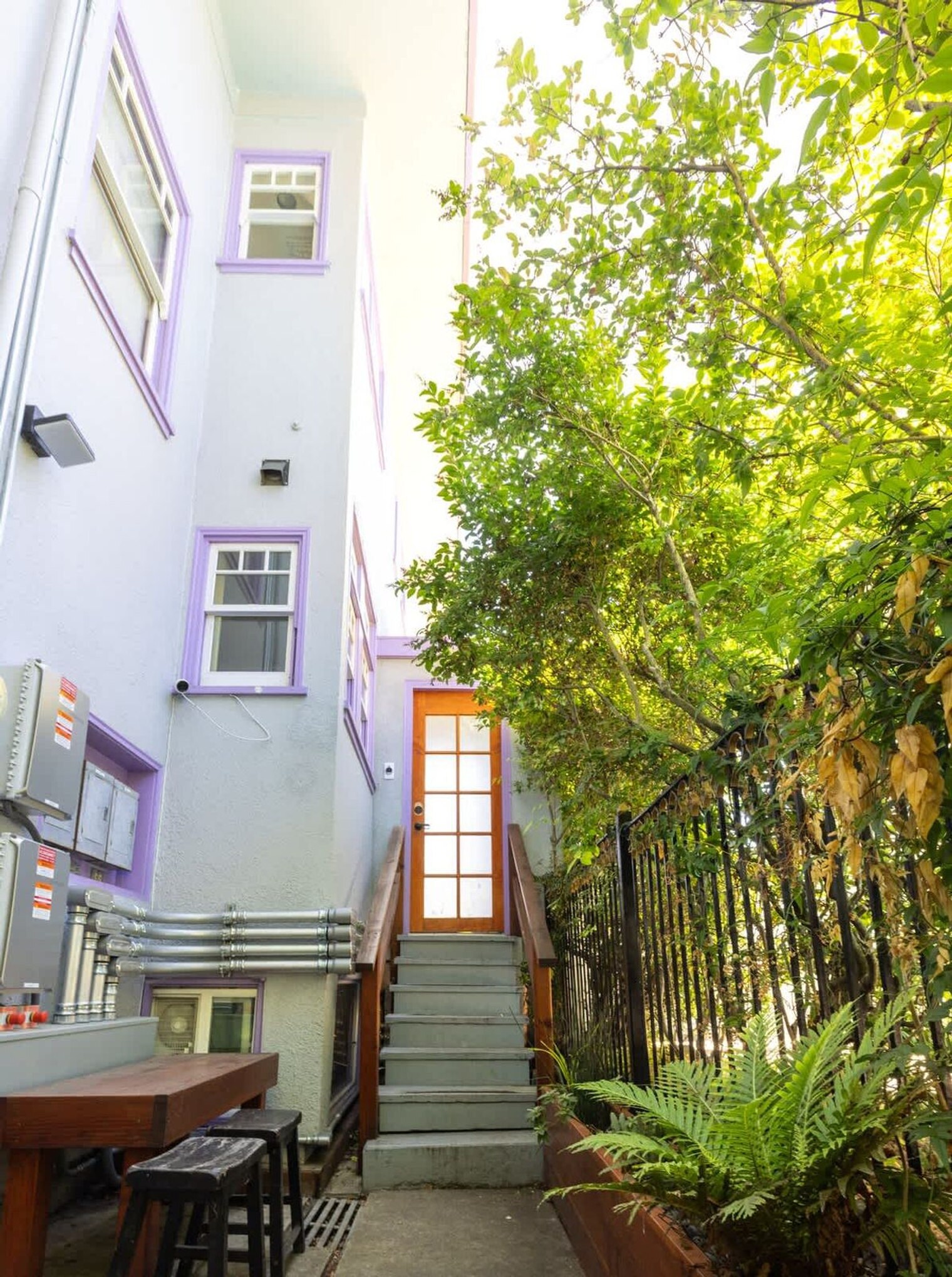 Building Photo - 3148 College Ave