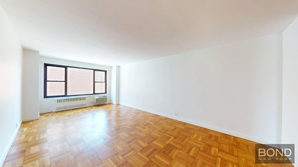 Building Photo - 145 Fourth Avenue