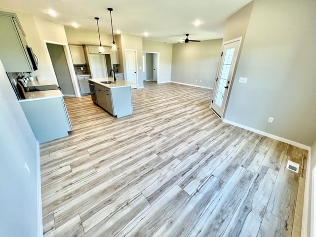 Building Photo - 8000 JT Ct