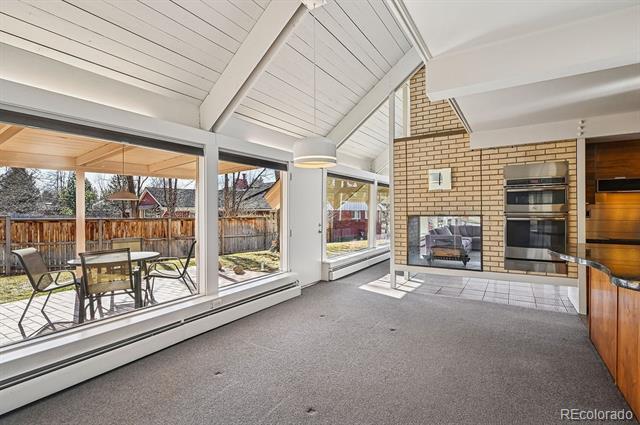 Building Photo - 3130 S Monroe St