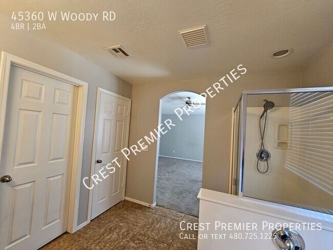 Building Photo - 45360 W Woody Rd