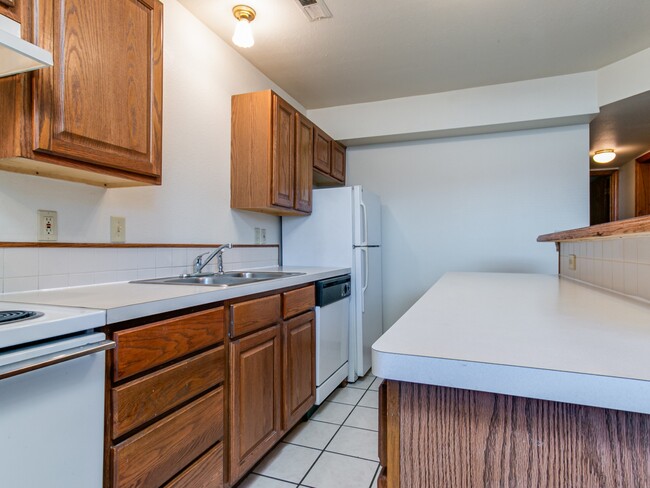 Lower Level Kitchen - 500-508 N. 12th