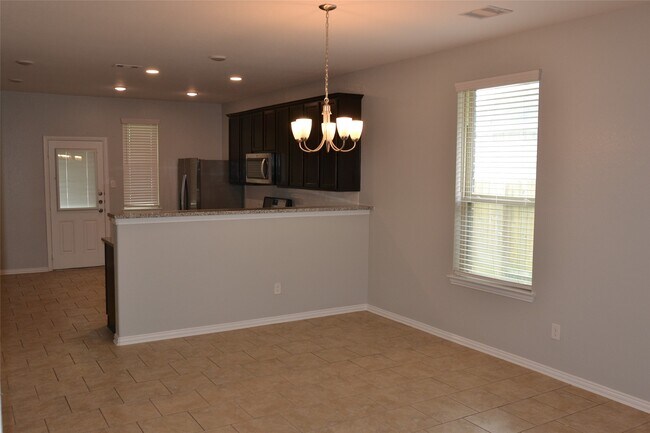 Building Photo - 8435 Chesney Trl