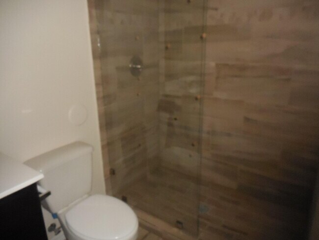 Building Photo - 1100 Summer Night Pl