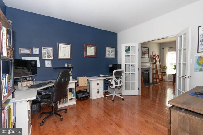 Building Photo - 7629 Hamelin Ln