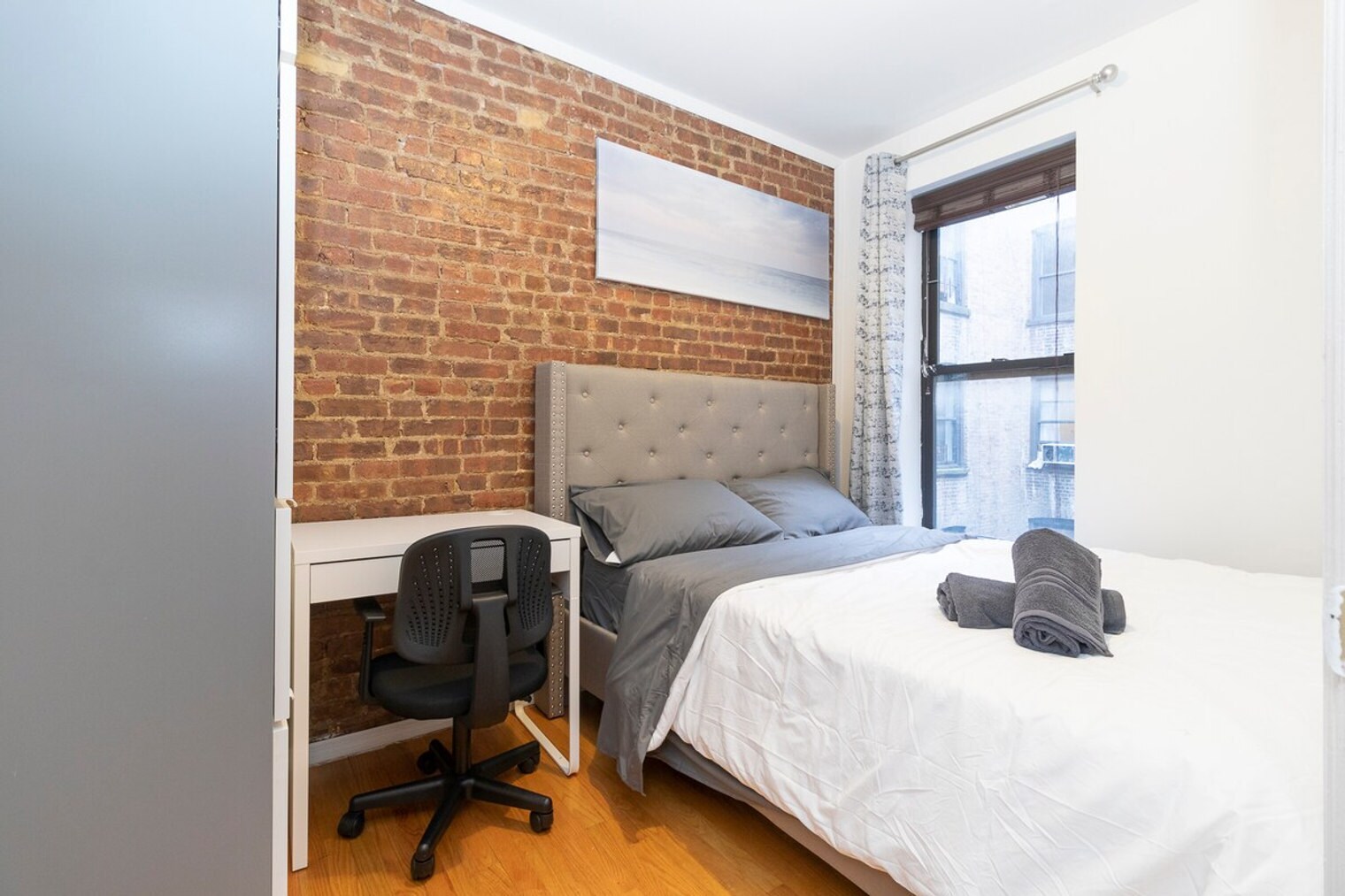 Building Photo - 1415-1423-1423 Lexington Ave