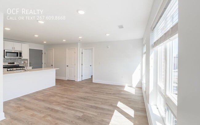 Building Photo - Two Bed Brewerytown Apartment